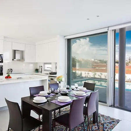 빌라 Panemorfi - Luxury Brand New 3 Bedroom With Private Pool And Sea Views *