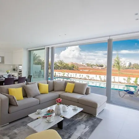 Panemorfi - Luxury Brand New 3 Bedroom With Private Pool