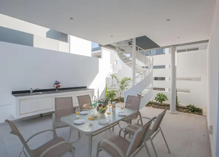 Vilă Panemorfi - Luxury Brand New 3 Bedroom With Private Pool Protaras